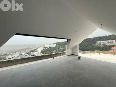 GMC157RAJ - 1Rooftop for sale in Tilal Ain Saadeh - روف للبيع