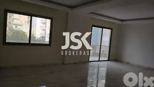 L18564-Spacious Apartment For Sale in Sarba