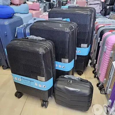 50% OFF Swiss Polycarbonate set of 4 travel bags suitcase luggage