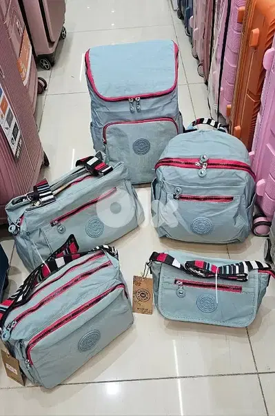 Authentic Brand Mindesa bags 50% OFF