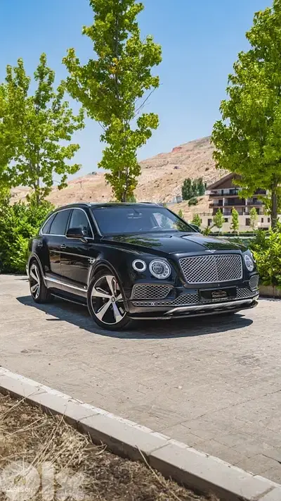 Bentley Bentayga FIRST EDITION 2017 , Highly Specced. Like New