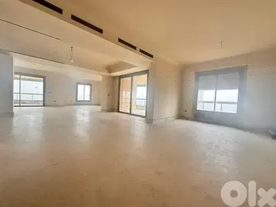 Sea View Apartment for Sale in Ramlet Baydahشقة فاخرة مطلة على البحر