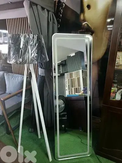 مراية مع إضاءة mirror with lights