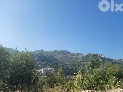land for sale in aachkout أرض للبيع في عشقوت