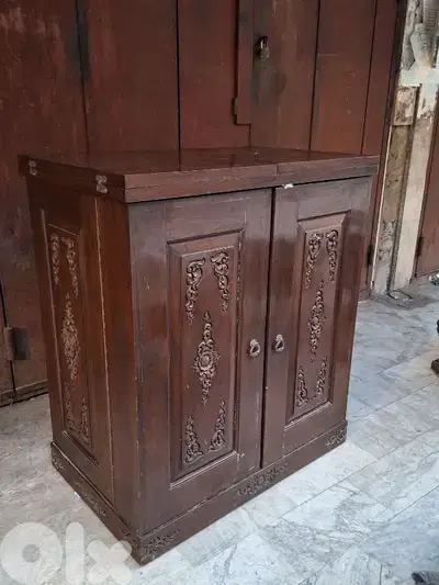 antique eastern bar