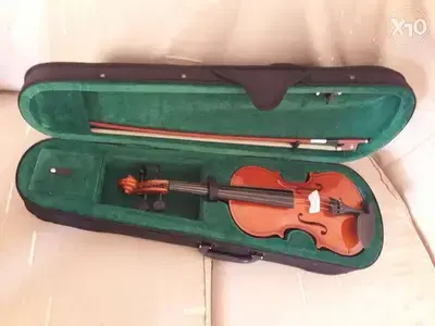 New 1/2 violin