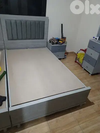 القرية شرق صيدا
