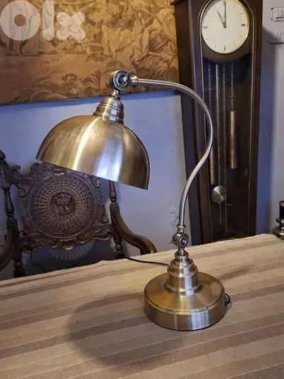 flexible desk lamp