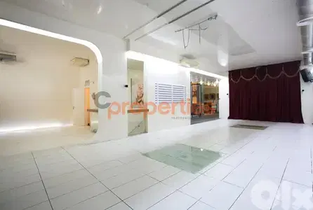 For Sale – Unique High-End Duplex Studio /Office– Horch Tabet – CPGA30