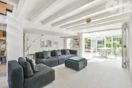 DOWNTOWN PRIME | PANORAMIC SEA VIEW (260SQ) 3 BEDROOMS , ( BT-727)