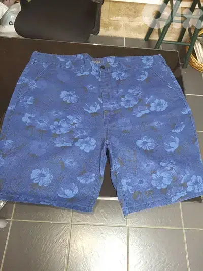 original LEVI'S SHORT ALL SIZES original LEVI'S SHORT ALL SIZES