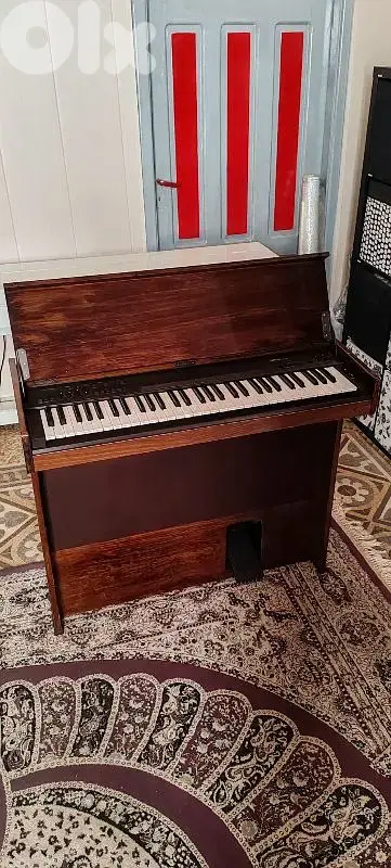 Vintage Yamaha Organ