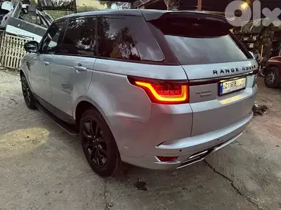 Range Rover v8 facelift SVR 2020