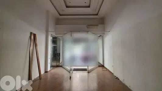 Store for Rent in Tabaris متجر للإيجار في طباريس