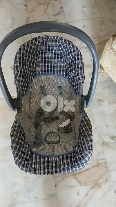 كرسي بيبي هزاز