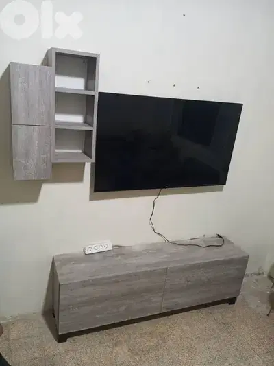 طاولة TV