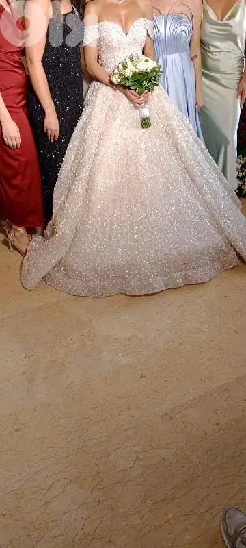 المية ومية
