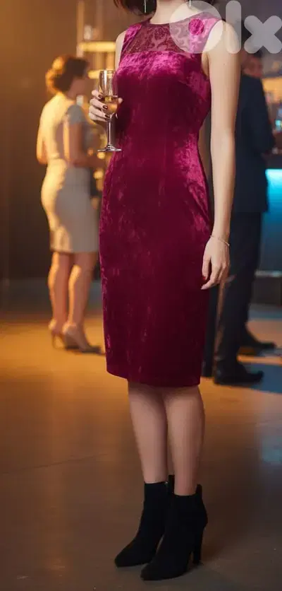 Dresse فستان سهرة مخمل