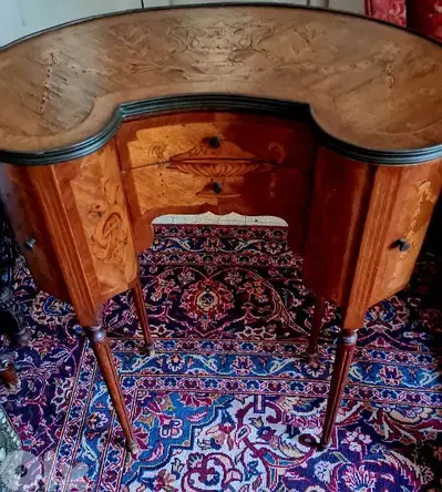 Baroque Table With Chair