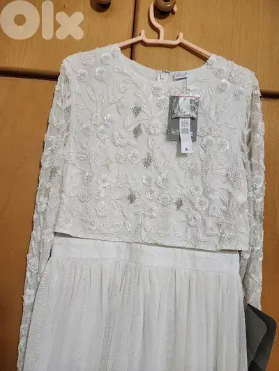 Beaded tulle crop top skirt dress 40 فستان مشكوك