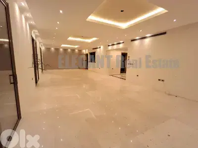 Spacious | High end | Prime Location !