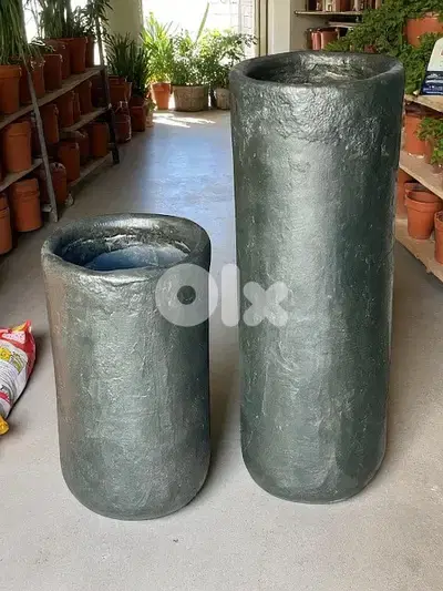 Concrete pots