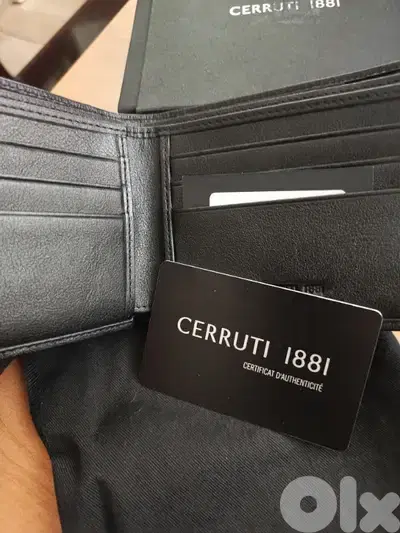 Cerruti 1881 Calf Leather wallet. New with box.