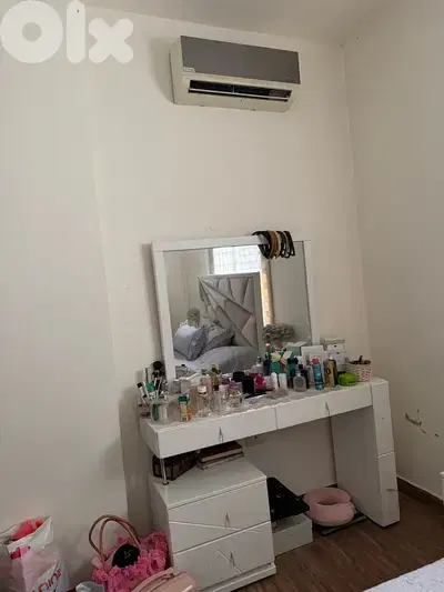 Full bedroom set