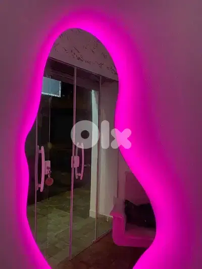 mirrors مرايا