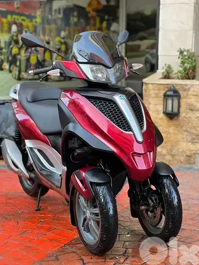 piaggio vespa Mp3 300 cc