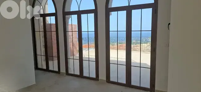 Villa for sale in Qornet Chehwane/TRADITIONAL VILLA