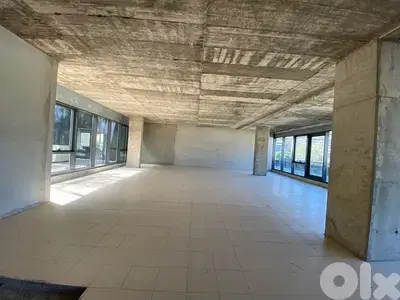 Amazing high end  commercial space with Terraces open space