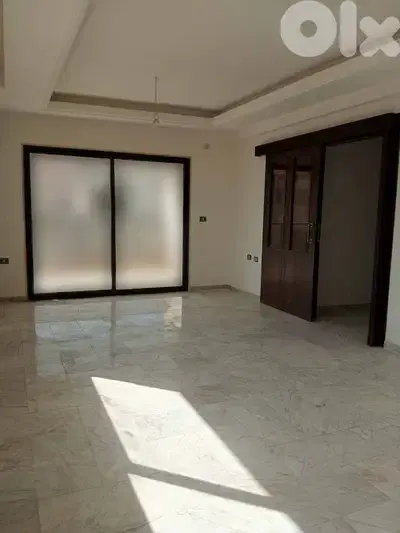 SPACIOUS APARTMENT IN MAZRAA PRIME (160SQ) 3 BEDROOMS , (BT-1238)