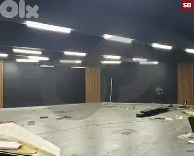 Prime 1100 sqm showroom for sale- Bauchrieh  REF#SB126496
