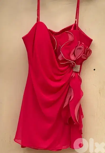 2 Dresses for 100$ size 44 & 46 used once