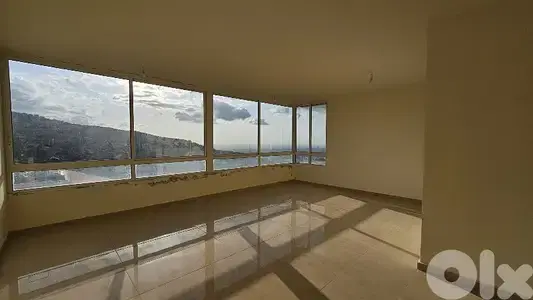 Stunning Terrace apartment in Qennabet Broummana