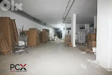 Warehouse for Rent in Verdun | High Ceiling & Door | Prime Location