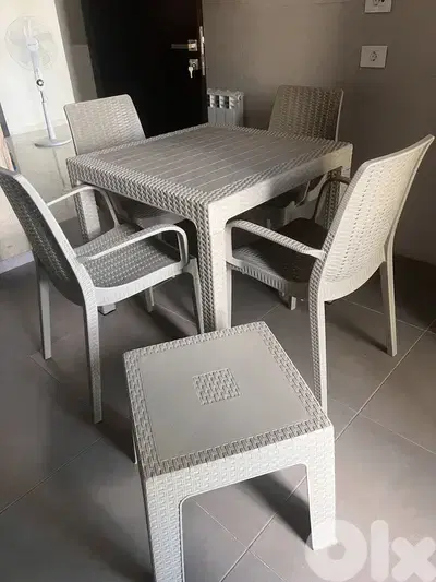 Like new greige kitchen or outdoor set