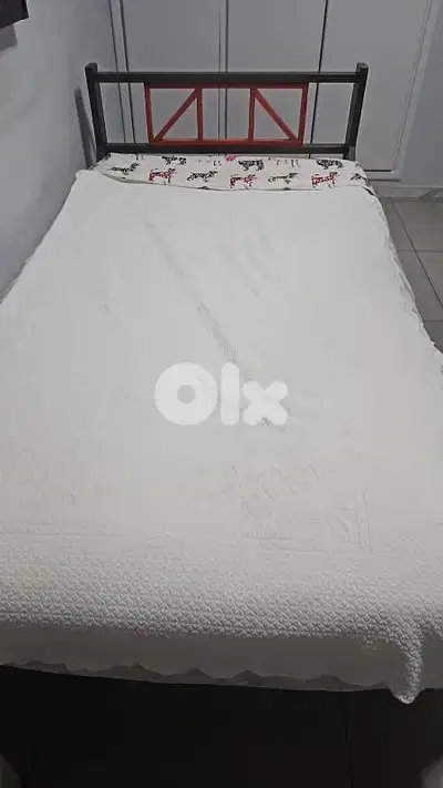 غرفة نوم مفرد