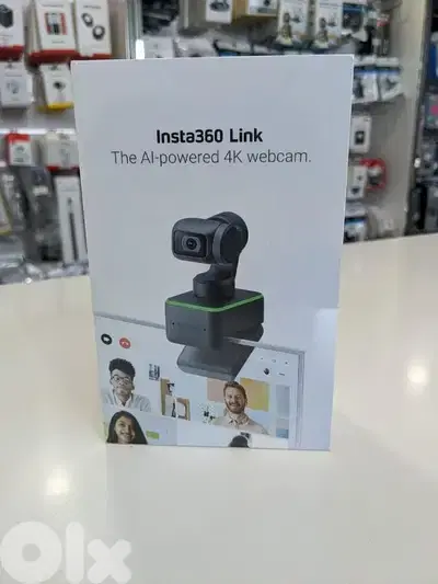 Insta360 link the Al-powered 4k webcam