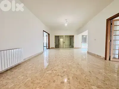 Luxuries Apartment For Rent In Raouche / شقة للايجار في الروشة