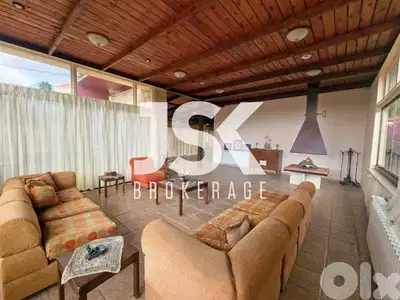 L19369 - Individual House With Garden For Rent in Batroun