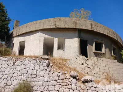 RWK105IY - Land For Sale in Faitroun - أرض للبيع في فيطرون