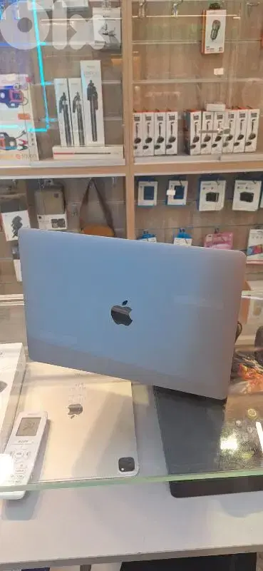 Used macbook pro 13  2017