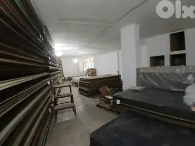 ZE25-4450 Shop 600m for Sale, Achrafieh Geitawi محل للبيع في الأشرفية