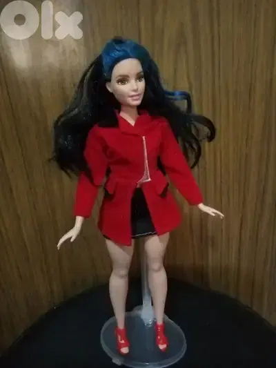 Barbie Fashionistas CURVY: 27 SWEETHEART STRIPES great Mattel doll=25$