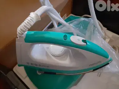 Russell and Hobbs steam glide