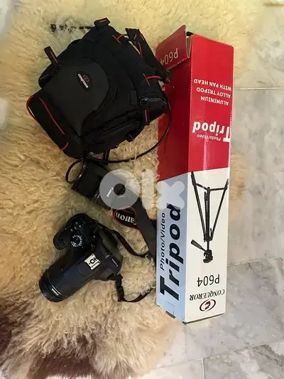 Canon EOS 1300D (Rebel T6) – Like New