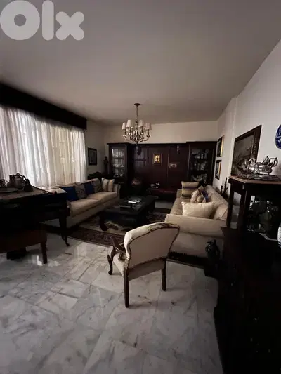 SPACIOUS APARTMENT IN SPEARS PRIME (200SQ) 3 BEDROOMS , (BT-1283)