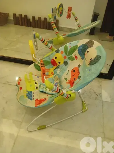 كرس شبه جديد